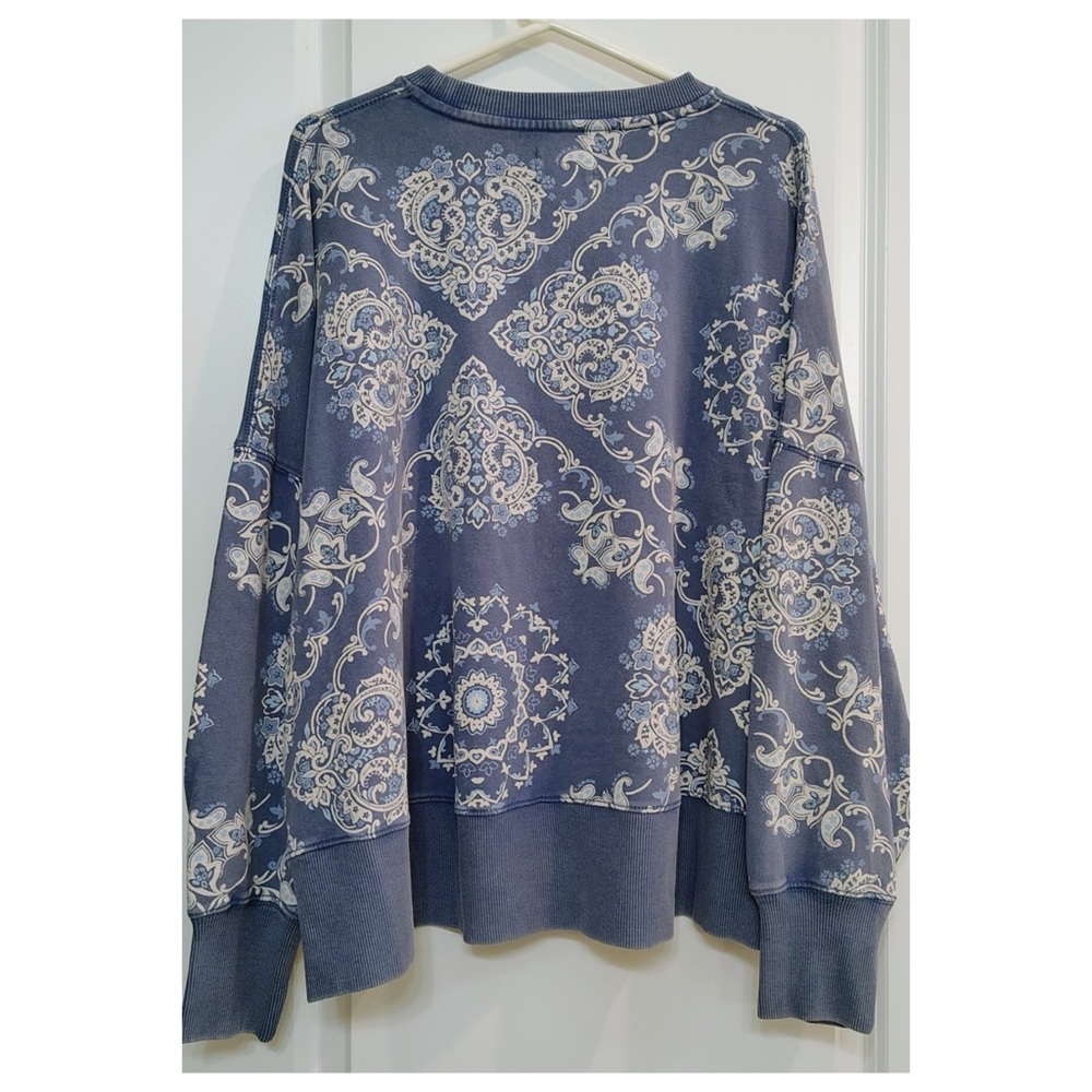 American Eagle Outfitters Blue Big Hug Crew Neck Sweatshirt NWT - Picture 4 of 9